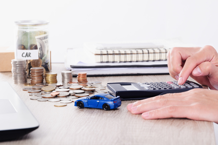 Using a calculator to build a Toyota finance plan